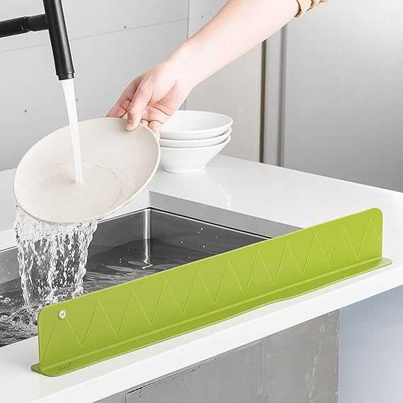 Silicone Sink Splash Guard with Suction Cups – view 3